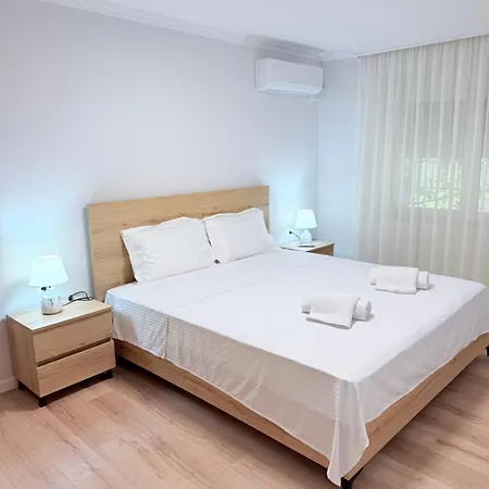 Elia 2 Tirana